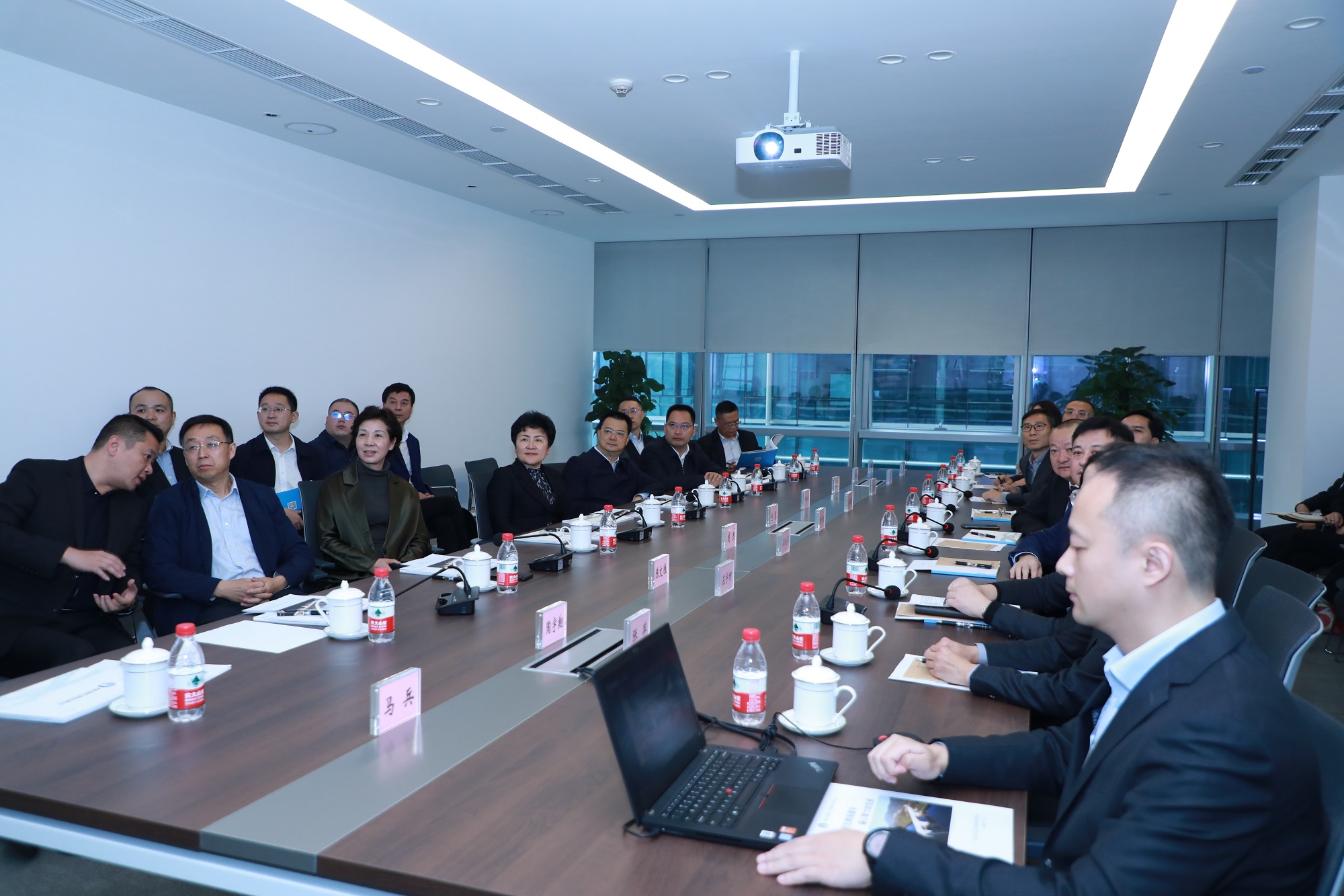 省人大常委會副主任、達(dá)州市委書記包惠蒞臨公司視察指導(dǎo)